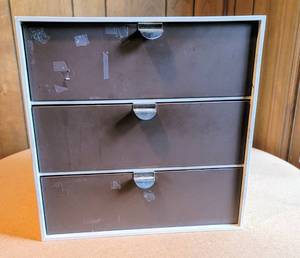 lot 5362 image: (3) Drawer Desktop Storage Organizer