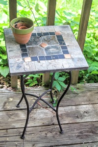 lot 5316 image: Foldable Mosaic Tile Top Plant Stand, Side Table