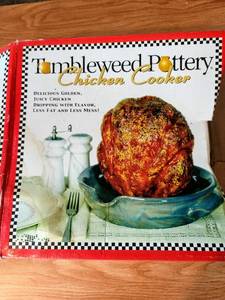 lot 5483 image: Tumbleweed Pottery Dexie Chicken Cooker