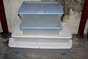 lot 5497 image: (4) Assorted Storage Tubs including (1) Extra-Large Wheeled Under-bed Storage Container with Flip-Top Lid