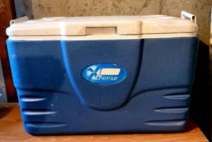 lot 5269 image: Coleman Xtreme Cooler