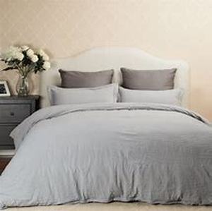lot 27141 image: BedSure Comforter King Size