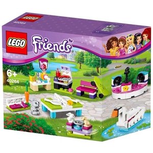 lot 27305 image: LEGO LEGO Friends Build My Heart Lake City Accessory Set