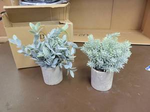 lot 27258 image: Set of 2 Faux potted Room Decor Plants