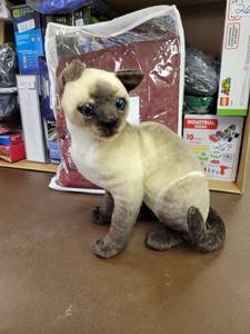 lot 27273 image: Stuffed animal Toy Kitty Cat