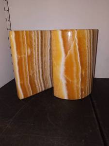 lot 1008 image: Onyx Bookends