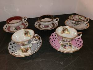 lot 1033 image: Nales Japan Bone China Tea Cups and Saucers Lot of 6 Sets