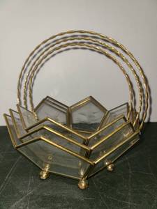 lot 1042 image: Brass and Etched Glass Basket Decor Nesting Trio