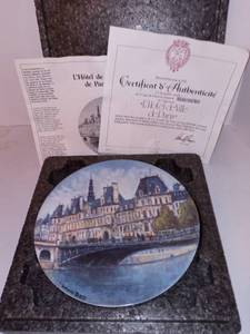 lot 1053 image: Henri D Arceau and Fils Authenticated Collectors Plate L Hotel deVille de Paris