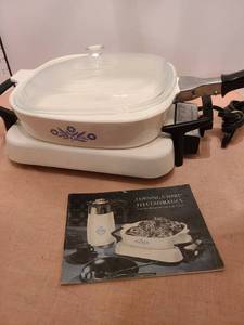 lot 1339 image: Corningware electromatic skillet