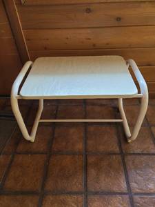 lot 1386 image: A metal patio side table 25X16X16