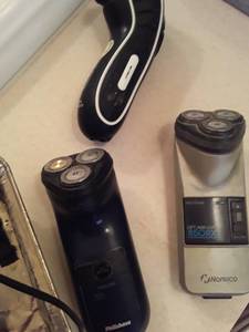 lot 1506 image: 3 Mens Electric Razors....Phillips and Norelco