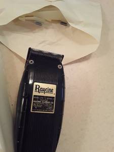 lot 1507 image: RACINE Hair Clippers with Guards