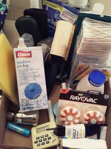 lot 1509 image: Miscellaneous Bathroom Items