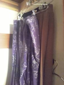 lot 1610 image: Ladies Pants. Sizes Xl and Large