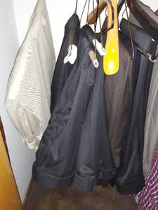 lot 1622 image: Mens Slacks. Mostly 36 x 30 Few 38 x 30