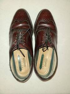 lot 1641 image: FLORSHEIM. Mens Dress Shoes Size 7.5