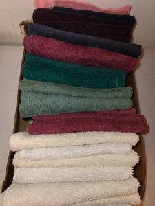 lot 1649 image: Lot of Wash Cloths