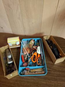 lot 2027 image: Office supplies