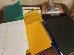 lot 2029 image: Office supplies