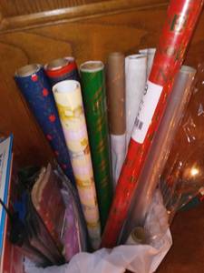 lot 1094 image: Wrapping Paper