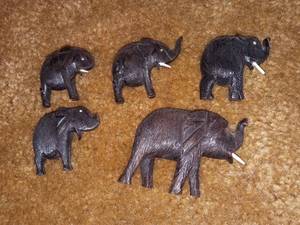 lot 1107 image: Hand Carved Elephant Figurines with Real Ivory
