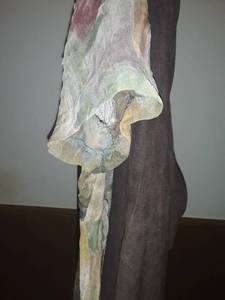 lot 1530 image: 2 Dresses. Sizes 4 and 10