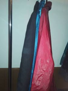 lot 1532 image: 3 Ladies Jackets. 2 are sized Small and one is Medium