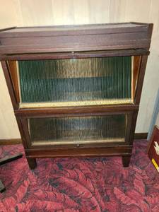 lot 2058 image: Lawyer bookcase converted to record library. 44 x 35 x 14 inches.