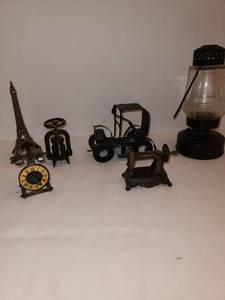 lot 1218 image: Metal miniatures