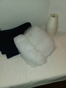 lot 1221 image: Tulle fabric, throw, mini lamp shades