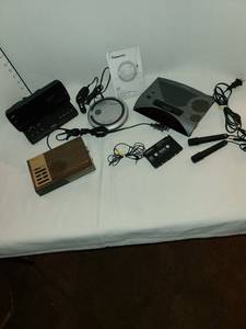 lot 1224 image: Alarm clocks, Panasonic carportable CD player and more