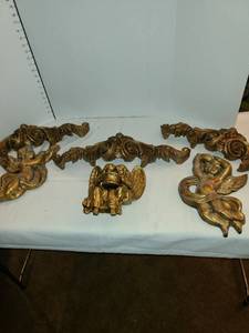 lot 1230 image: Gold tone cherub wall decor. Total of six pieces