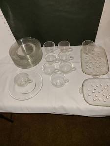 lot 1259 image: Snack sets. 24 pieces total