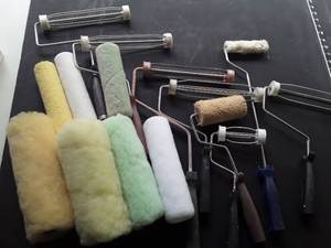 lot 3006 image: Lot of Paint Rollers and Handles