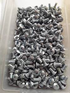 lot 3014 image: Lot of Bolts. 1 inch