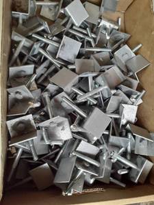 lot 3030 image: Another Lot of Miscellaneous Brackets