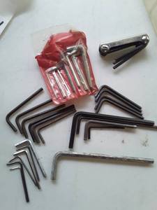 lot 3064 image: Assorted Allen Wrenches