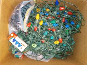 lot 3093 image: Outdoor C7 Christmas Lights