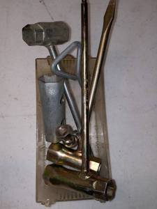lot 3118 image: Spark Plug Wrenches
