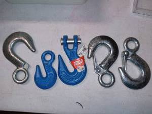 lot 3121 image: Hooks Lot of 5
