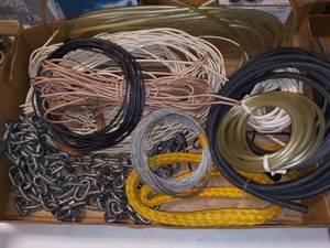lot 3122 image: Hoses Wire and Chain