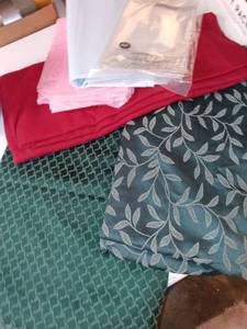 lot 3130 image: Rectangle Table Cloths