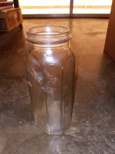 lot 3132 image: Vintage HJ Heinz Ketchup Bottle