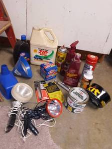 lot 3157 image: Automotive Items