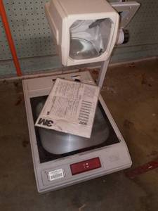lot 3164 image: 3M Overhead Projector