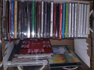 lot 3200 image: Assorted CDs
