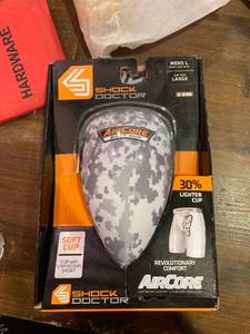 lot 64230 image: Shock Doctor Adult 236 Compression Short Soft Cup Large White