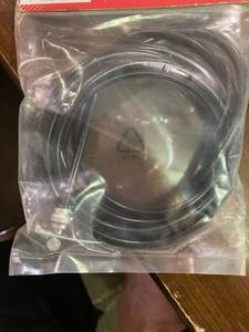 lot 64238 image: Diamondback Universal Bicycle Brake Cable And Housing Set, Black