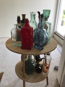 lot 24129 image: Variety of Vintage Liquor Bottles Great Mix